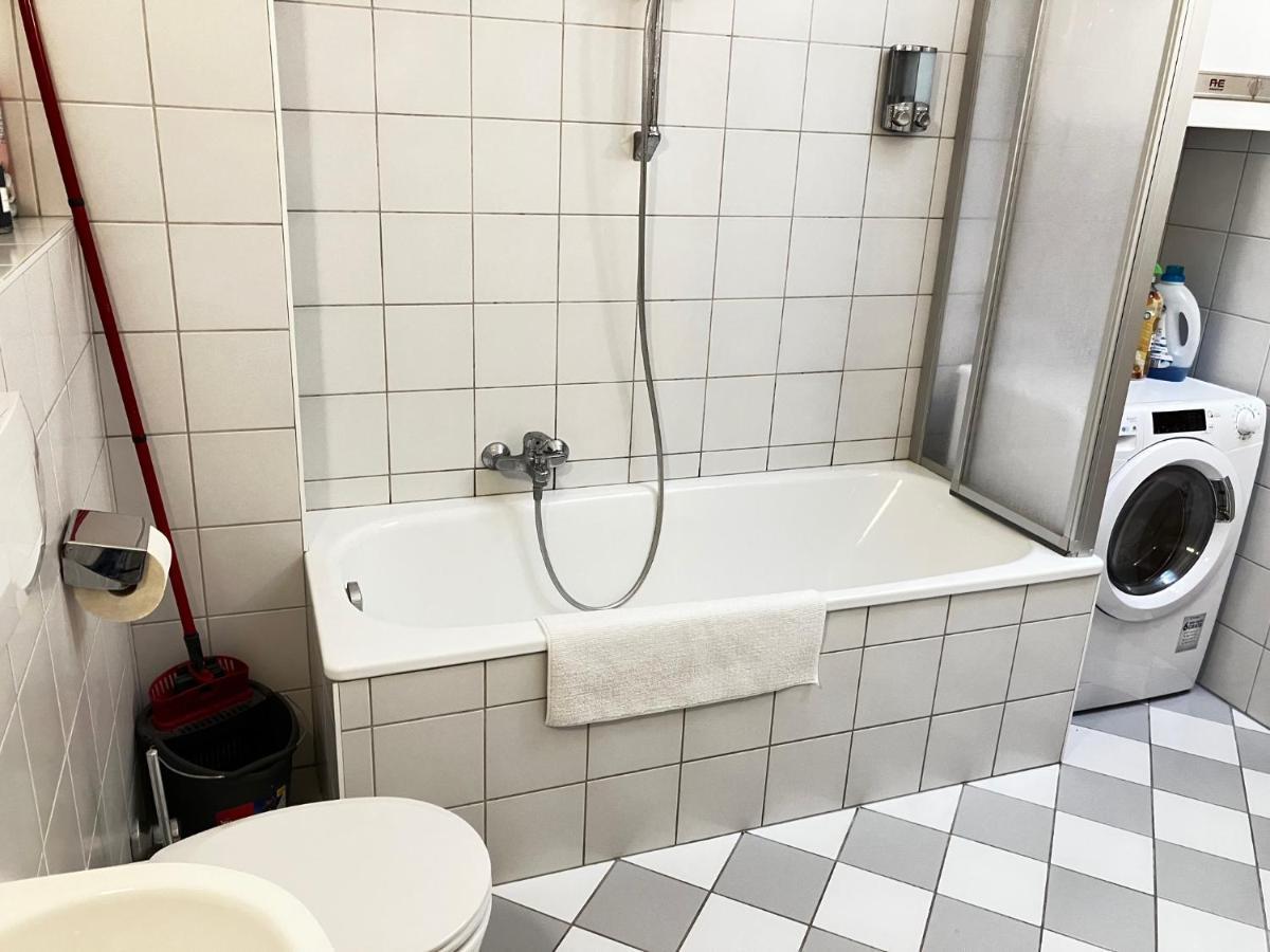 City Center Apartment Villach Buitenkant foto